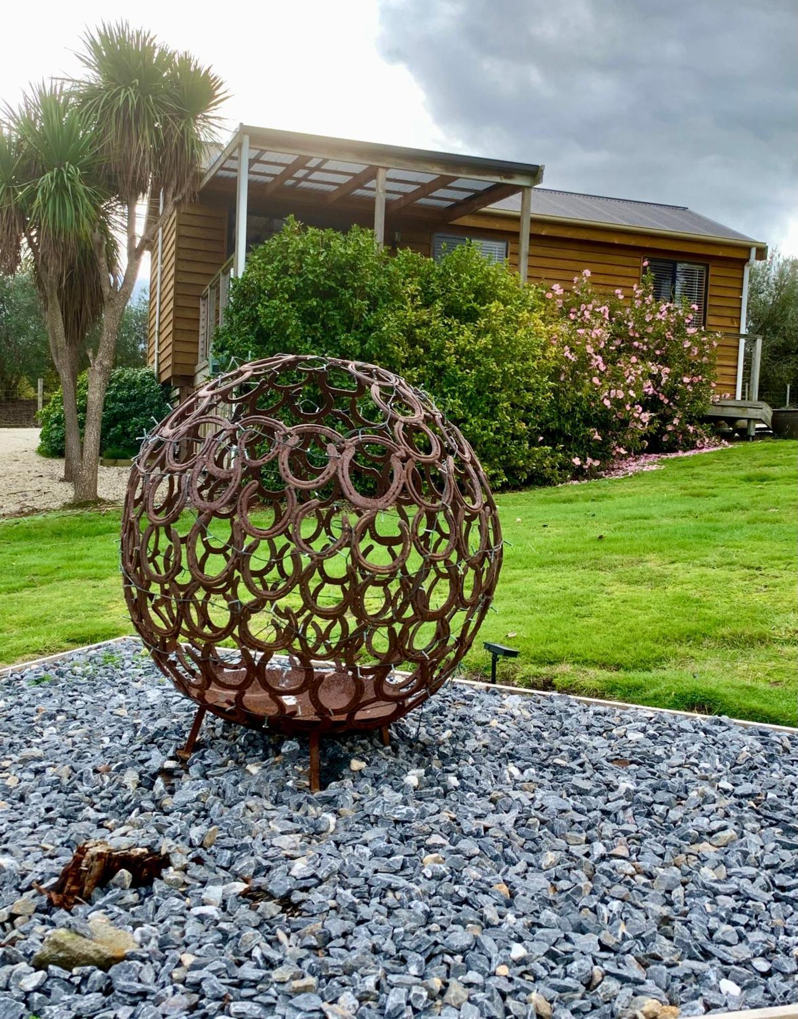 Hazelcreek Cottages Exeter Bagian luar foto